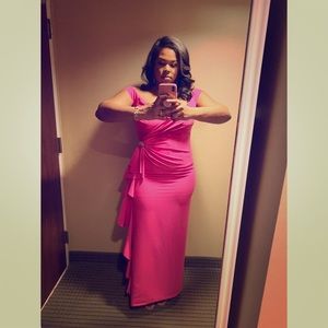 Vince Camuto Laguna Off-the-Shoulder Scuba Gown